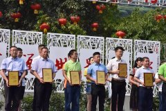 <b>每一次出色表演中悄然传送.....一名微晶做为此次</b>